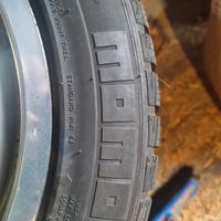 4 pneumatici  185  / 55  r 15 si cerchi