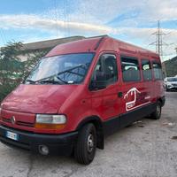 Pulmino Renault Master 17 posti