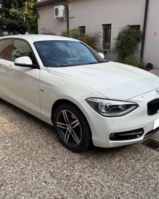 Bmw F20 120d Sport Line 184 Cv AUT.