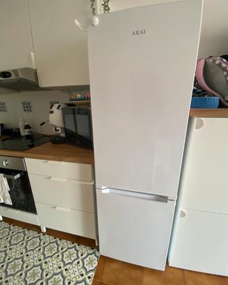 Frigo combinato 268 LT  AKAI