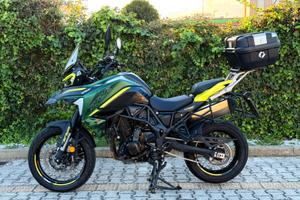 Benelli TRK 702 X