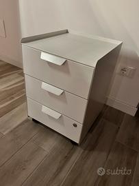 Cassettiera ikea da scrivania