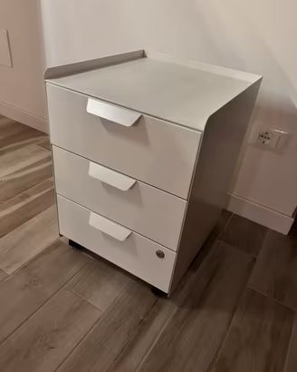 Cassettiera ikea da scrivania