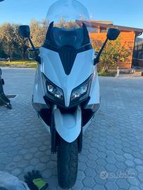 Scooter Yamaha TMAX 530