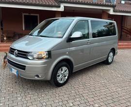 Volkswagen T5 transporter 6 posti