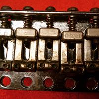 Ponti tremolo anni 70 di chitarre stratocaster