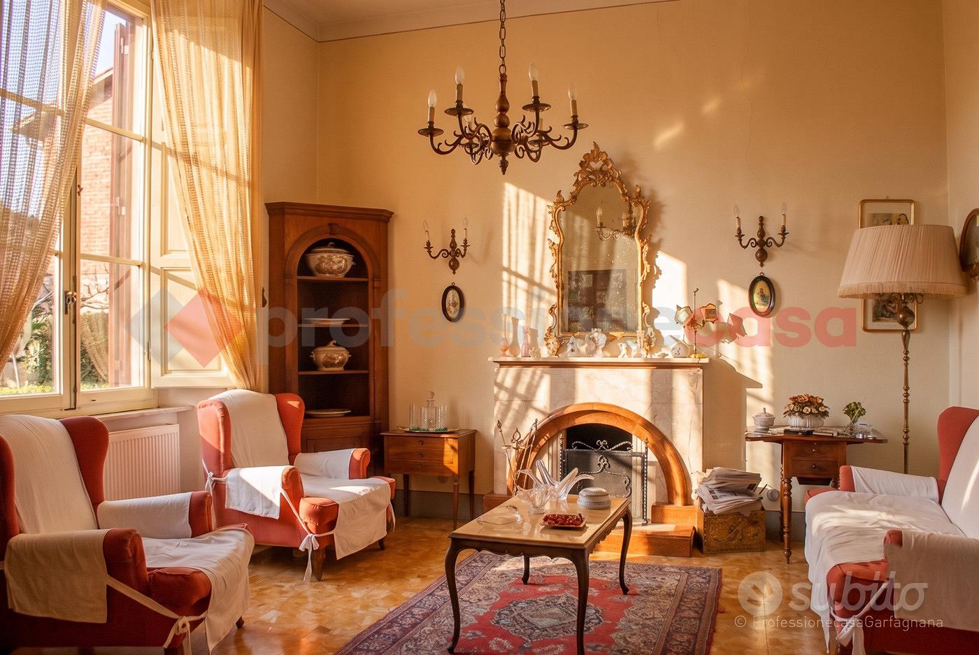 Casa – Barga, Lato - Altro