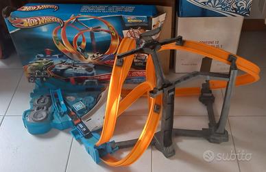Hot wheels / pista triplo tornado