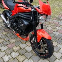 Triumph speed triple 1050