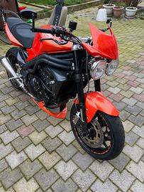 Triumph speed triple 1050