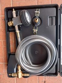 atrezzatura per meccanico 