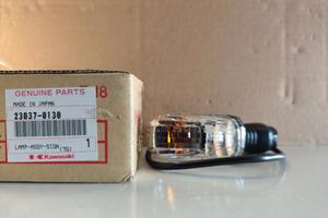 FRECCIA INDICATORE DIREZIONE DESTRO ORIGINALE KAWA