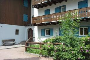 Dal 13 settembre e ottobre Val di Fassa - si cani