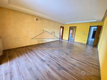 Appartamento+terrazzino+box in parco