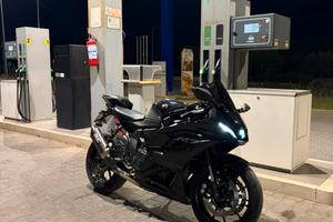 Yamaha r7 A2
