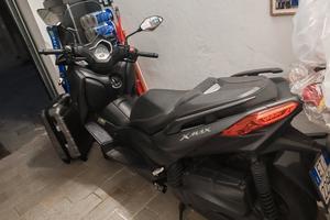 Yamaha xmax 