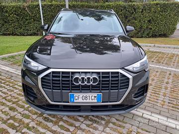 Audi Q3 35 TDI S tronic Business Advanced