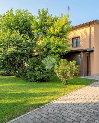 BIFAMILIARE A REGGIO NELL'EMILIA