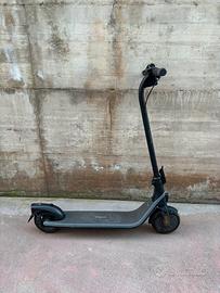 Monopattino elettrico Ninebot