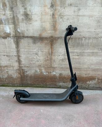 Monopattino elettrico Ninebot
