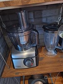 Robot Tritatutto Bosch Multitalent 8 con accessori