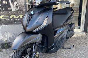 Beverly 400 Deep Black