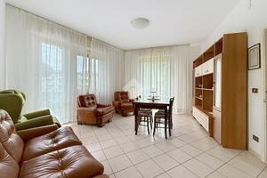 3 LOCALI A COLLESALVETTI