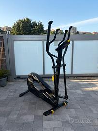 Ellittica EL 540 autoalimentata