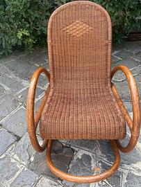 Sedia a dondolo vintage fatta a mano