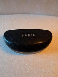 custodia occhiali Guess