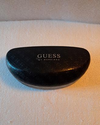custodia occhiali Guess