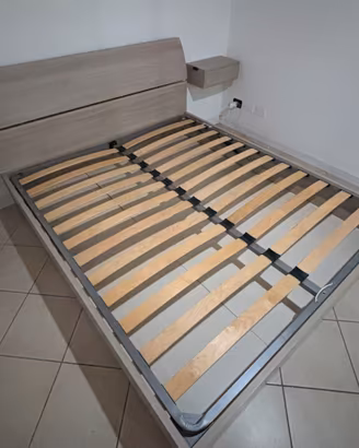 Letto matrimoniale contenitore