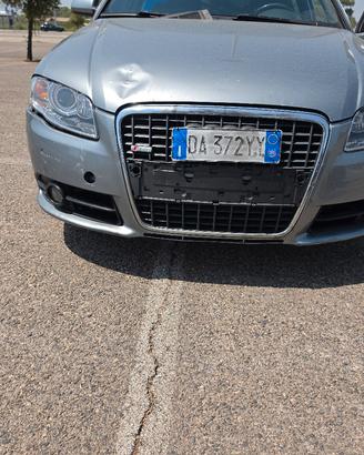 audi a4 Avant Quattto 2006 140cv da rivedere