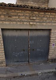 Garage indipendente - via S Giuseppe Vittoria