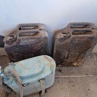 Tanica benzina antica (2) e pompa verderame