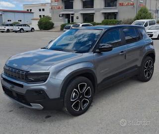 JEEP AVENGER E SUMMIT PARI AL NUOVO