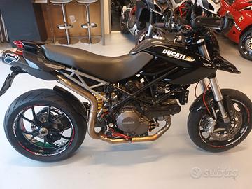 Ducati Hypermotard 796
