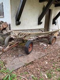 Vecchio carrio da lavoro