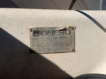 Barca senza motore doppia fascia 4.70