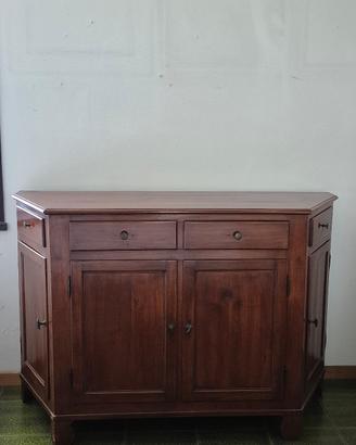 Credenza in arte povera