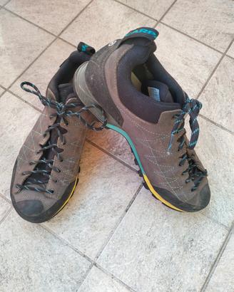 Scarpe da escursionismo 