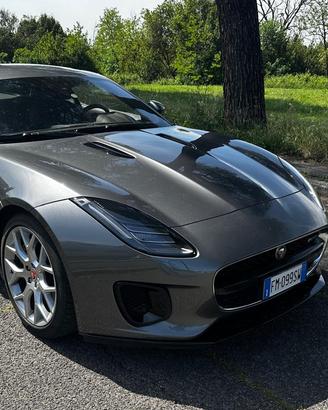 Jaguar F-Type F-Type 2018 Coupe Coupe 2.0 i4 R-Dyn