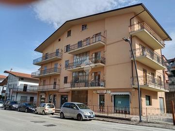 NEGOZIO A MONTEMILETTO