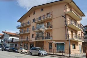 NEGOZIO A MONTEMILETTO