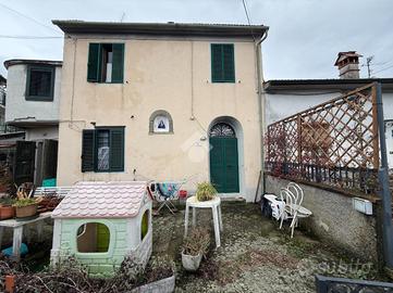 CASA INDIPENDENTE A PISTOIA