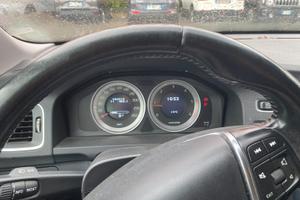 Volvo v60 D3 momentum
