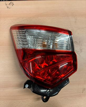 [OE] Toyota Yaris ‘17- Fanale Posteriore Sx LED