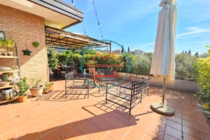 Attico / Mansarda di 135 m² con 5 locali e box aut