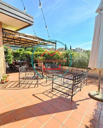 Attico / Mansarda di 135 m² con 5 locali e box aut