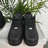Nike Air Force 1 nere, taglia 37.5